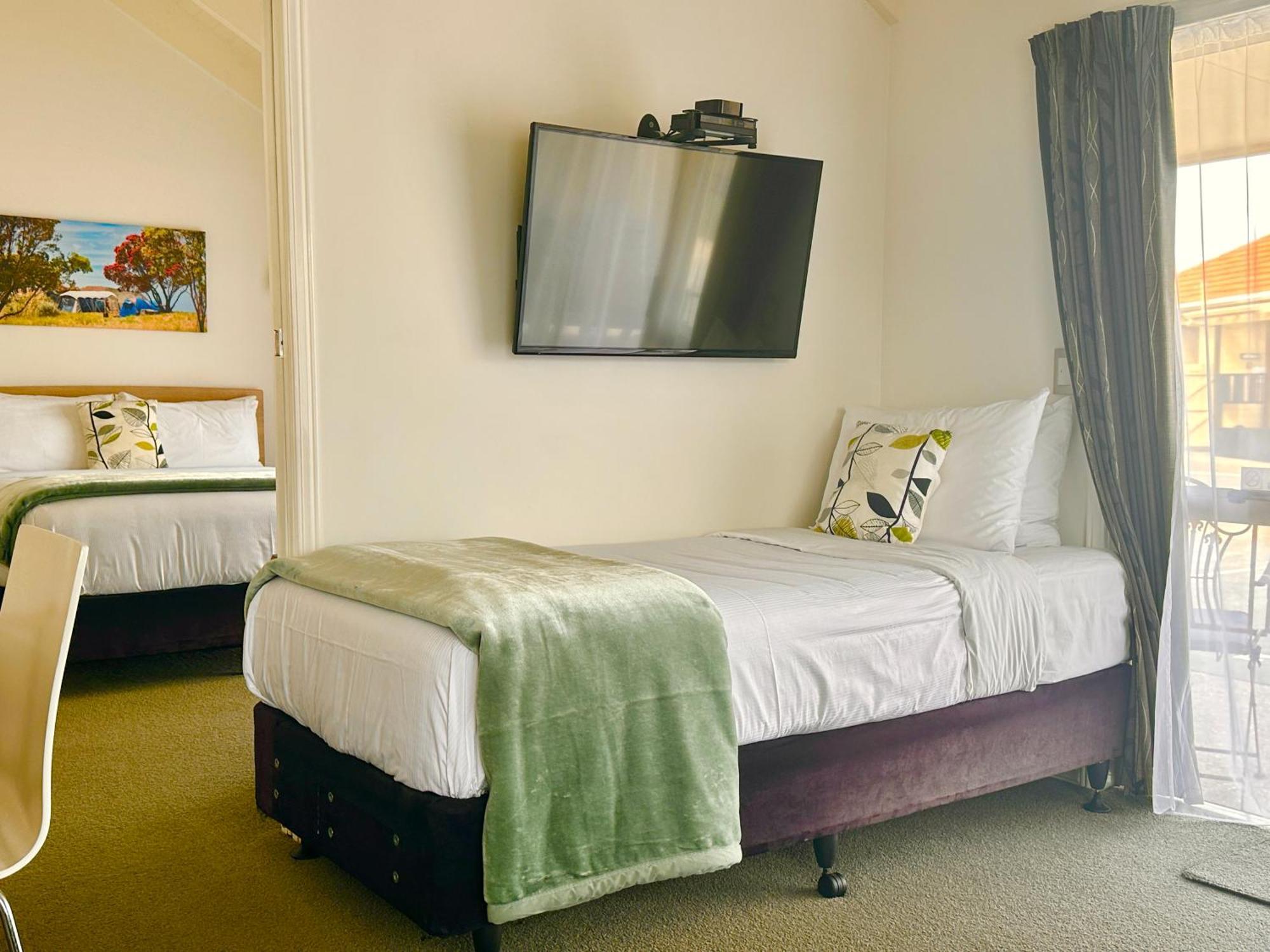 The Olive Motel Coromandel Ngoại thất bức ảnh