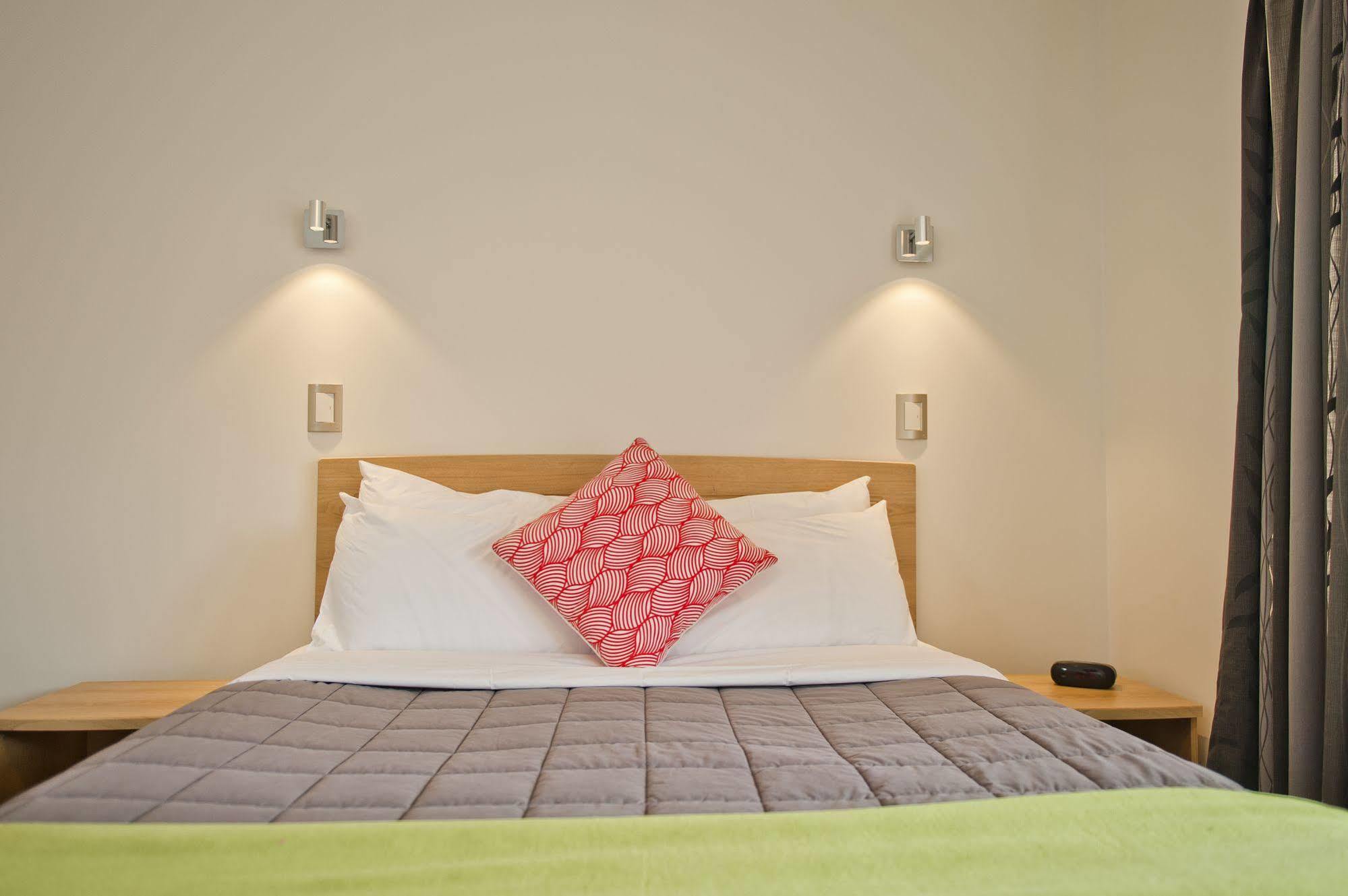 The Olive Motel Coromandel Ngoại thất bức ảnh
